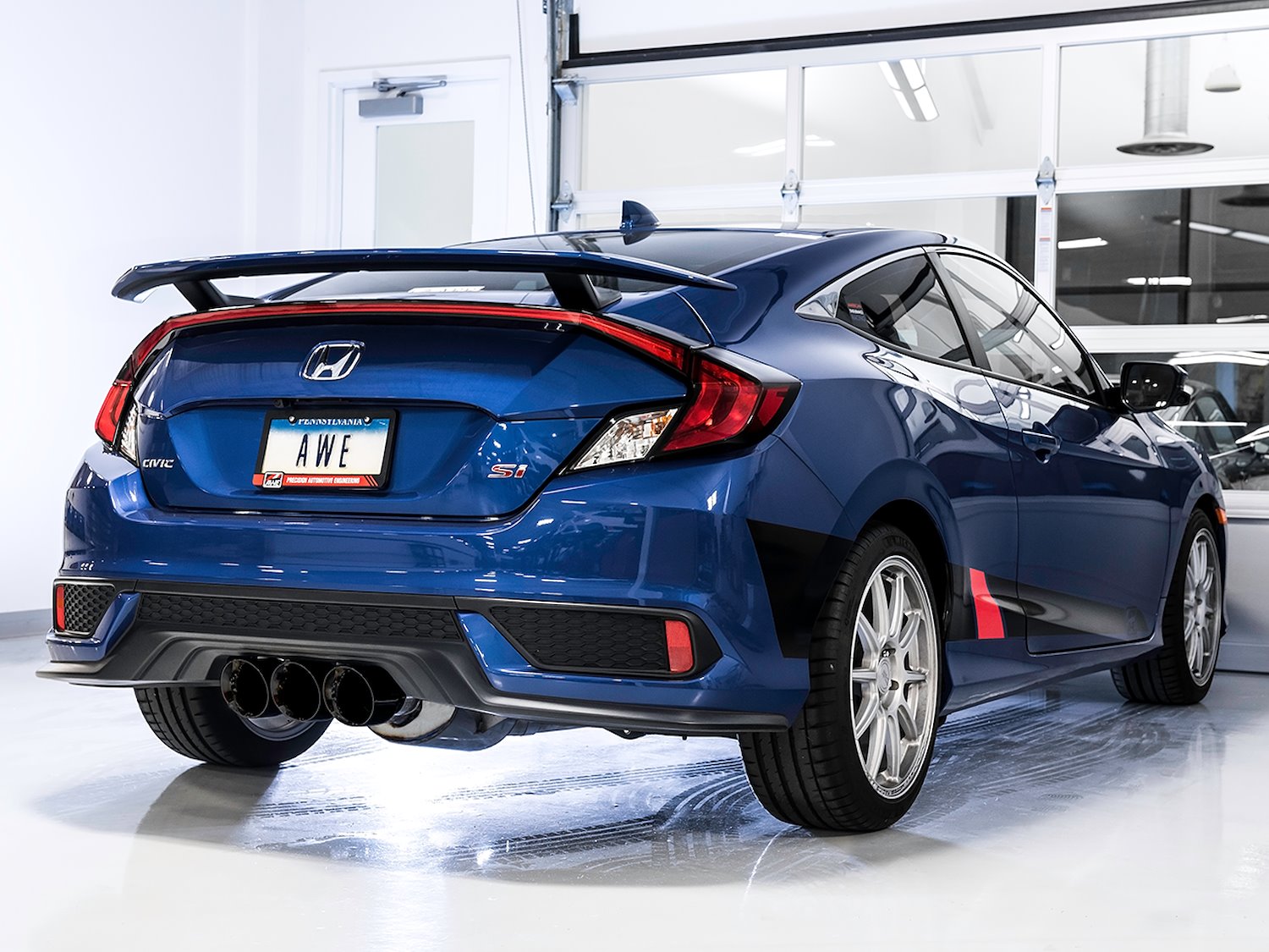 AWE Touring Edition Exhaust for 10th Gen Civic Si Coupe / Sedan (includes Front Pipe) - Triple Diamond Black Tips
