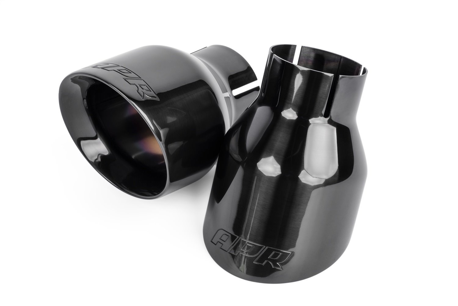 Exhaust Tips 4 in. Outlet, Slash-Cut [Black-Diamond Polished Finish]