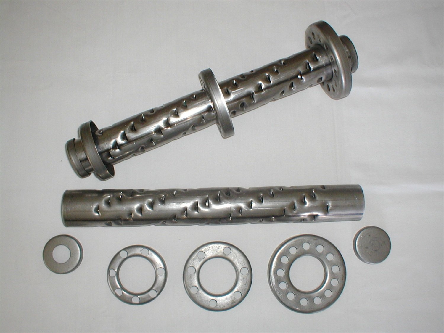 Lake Style Header Muffler Kit w/Round Flange Incl. 3 in./3.5 in./3.5 in. Disks/Central Tube/Plug/Restrictor Requires Welding
