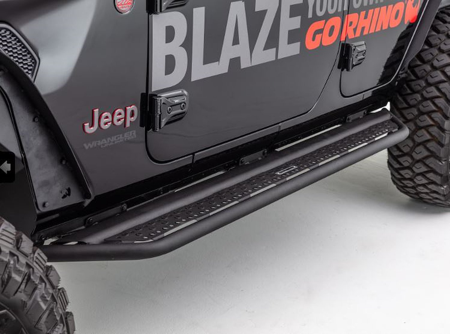 Dominator D6 Steps for 2018 Jeep Wrangler JL Unlimited 4-Door