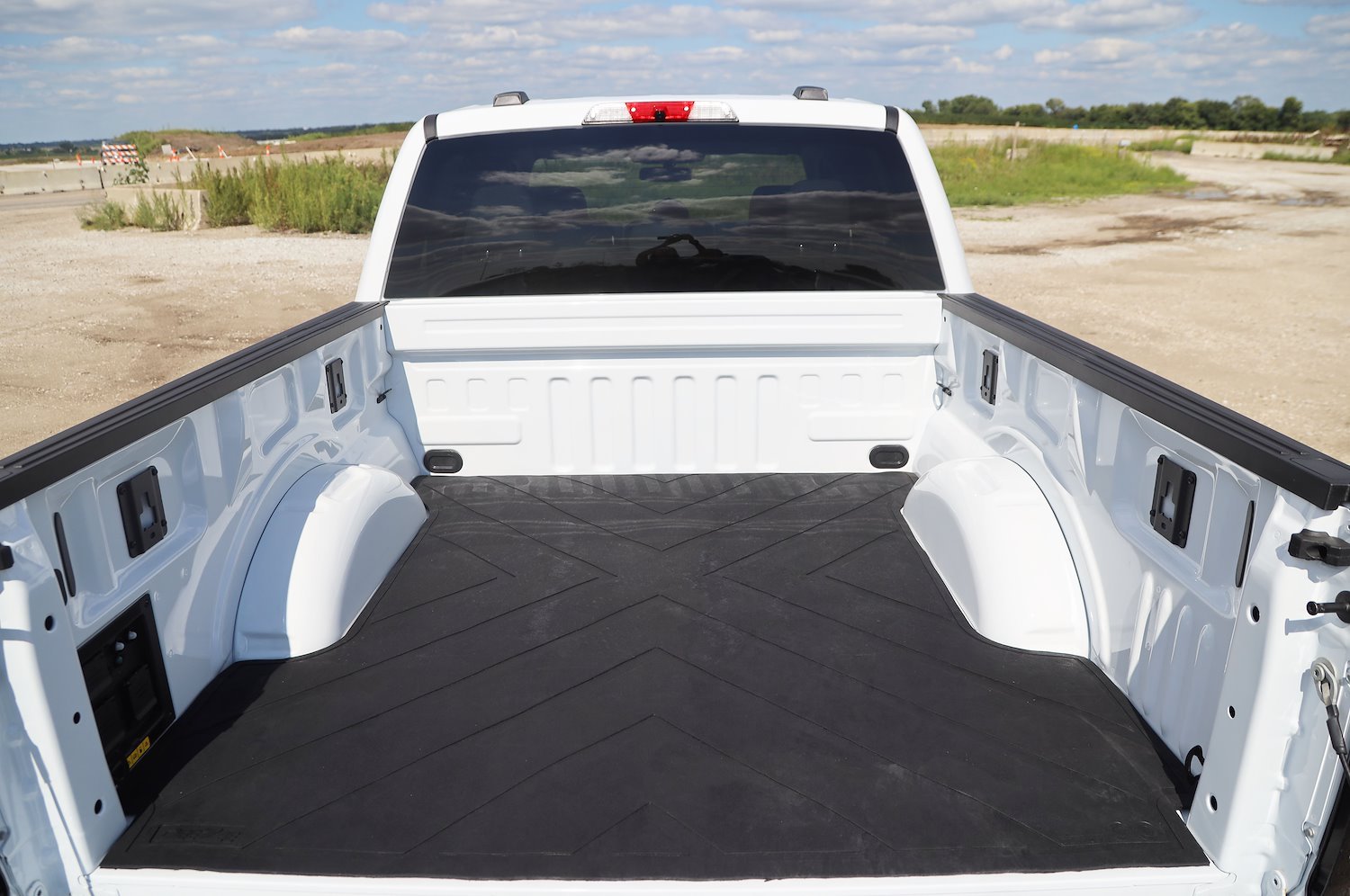 Heavyweight Bed Mat for 2007-2018 Chevrolet Silverado/GMC Sierra Full-Size Truck [6.500 ft Bed]