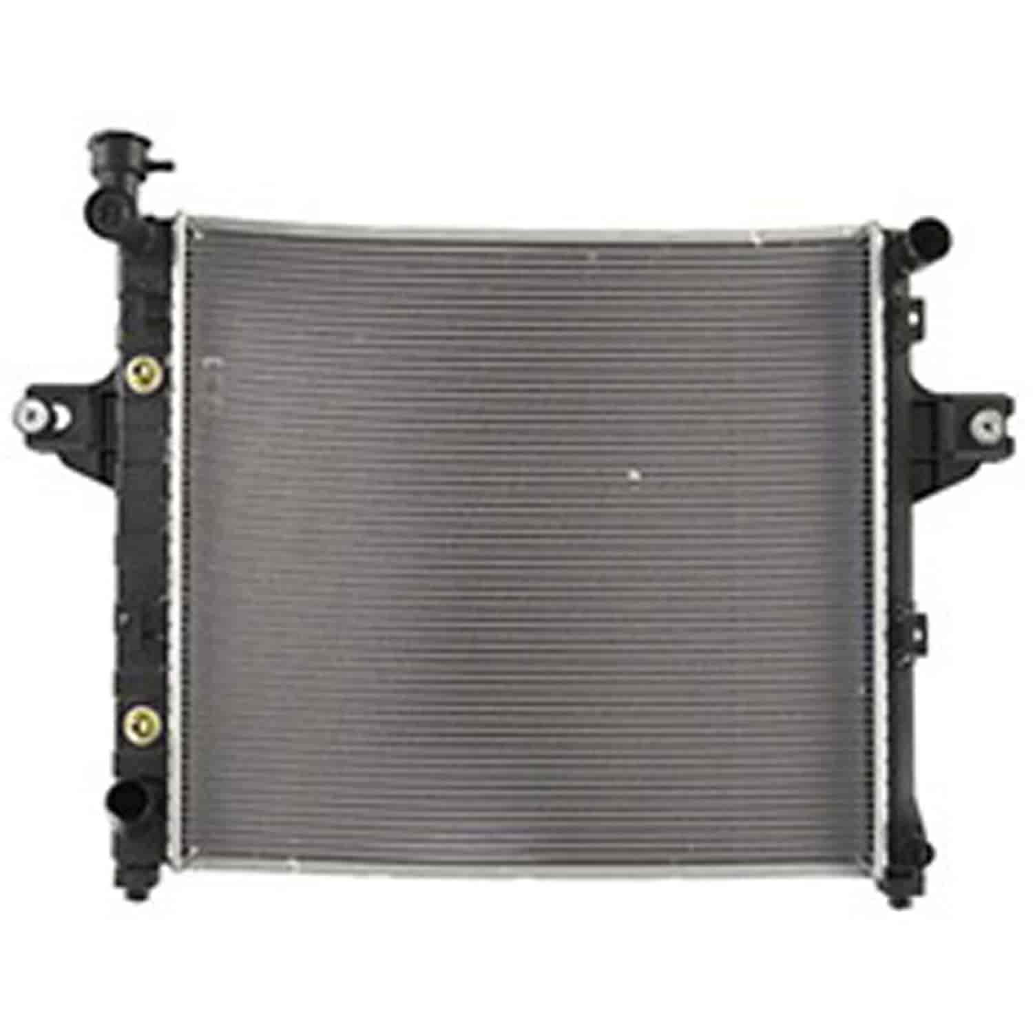 This 1 row radiator from Omix-ADA fits 99-00 Grand Cherokee 4.7L With or Without AC .
