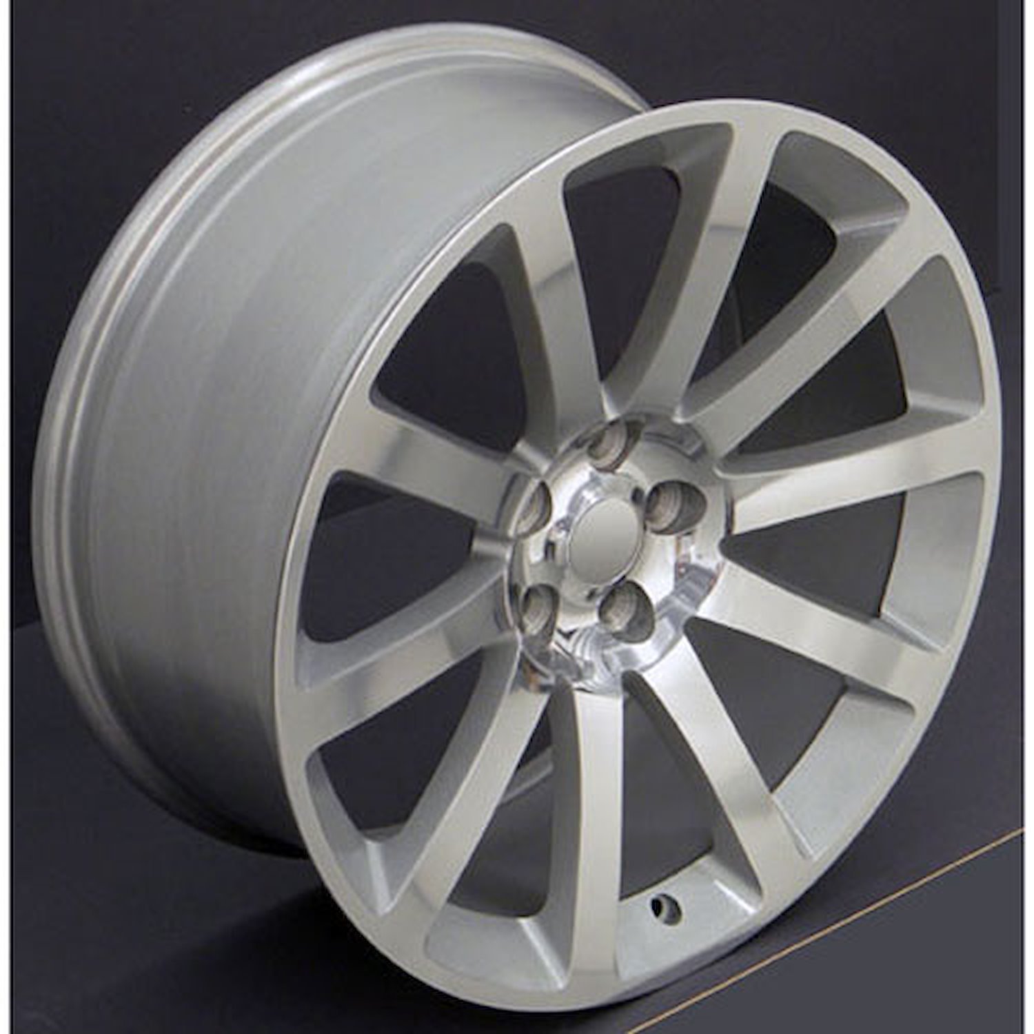*Chrysler 300 SRT Style Wheel Size: 22" x 9"