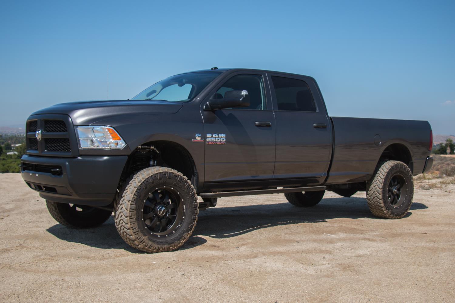 2014-2018 RAM 2500 4WD 4.5 in. LIFT STAGE 2 SUSPENSION SYSTEM (AIR RIDE)