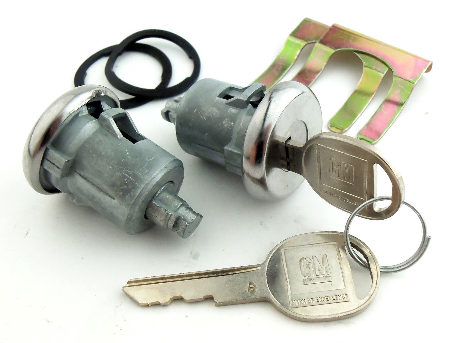 Door Lock Set Fits Select 1960-2001 GM Models [Oval Style GM Keys]
