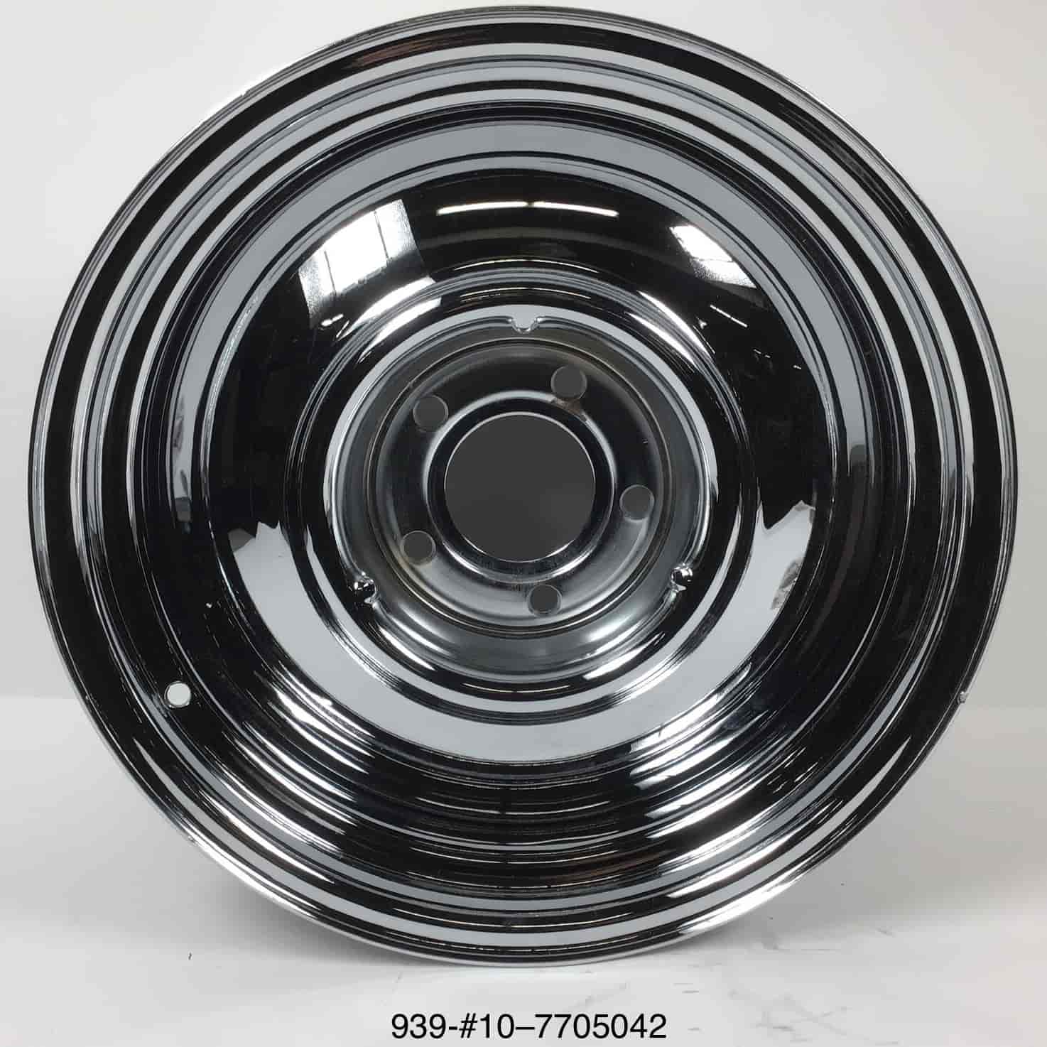 *BLEMISHED* Chrome 10-Series Smoothie Wheel Size: 17" x 7"