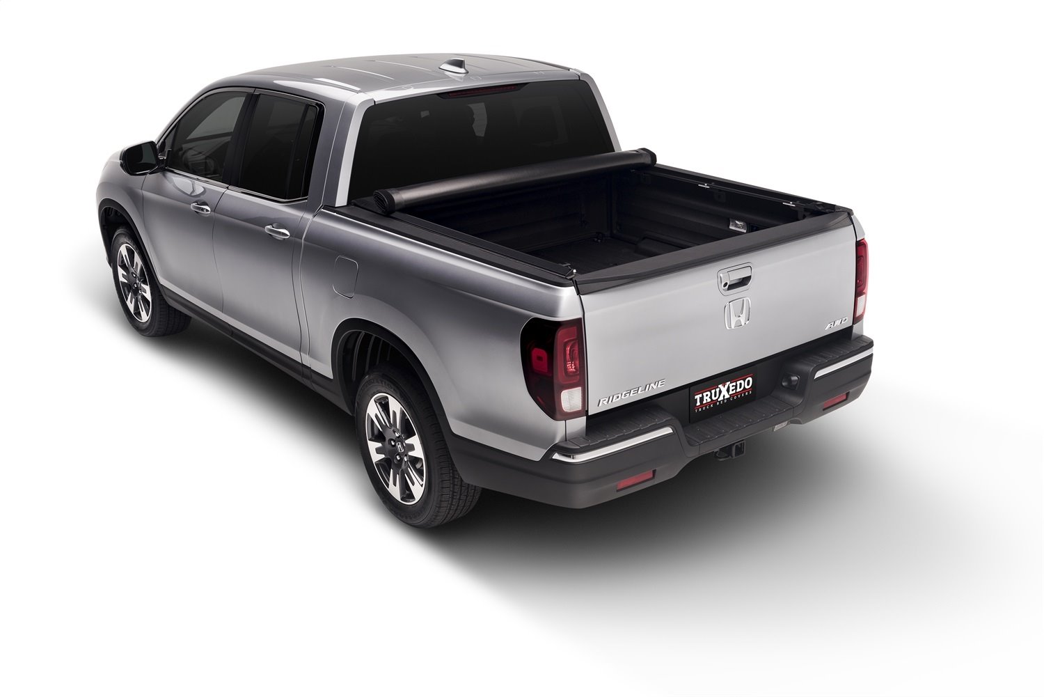 Lo Pro Soft Roll-Up Tonneau Cover Fits Select Nissan Frontier , Bed Length: 6 ft.