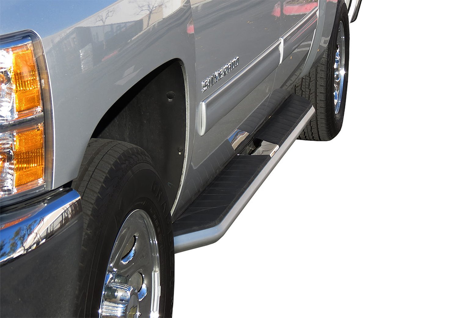STX 300 Running Boards are designed with advanced PC technology. The 4.5? wide step platforms are de