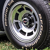 24200 Reproduction YJ8 Aluminum Wheel Set w/Hardware, 1976-1979 Chevy Corvette [Size: 15"x8"] Polished - image 1