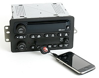 Replacement Radio w/Auxiliary Input for 2000-2005 Chevy Car