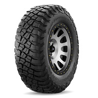 Mud-Terrain T/A KM3 Tire 33 x 10.5R15