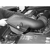 Ram-Air Intake System 2004-05 Silverado/Sierra 2500HD/3500 6.6L LLY
