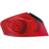 1611438 Tail Light Assembly; INFINITI