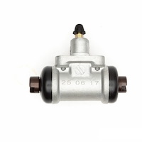 Brake Wheel Cylinder, 1986-1995 Infiniti/Nissan, Position: Rear