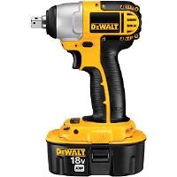Compact 18V Cordless Impact 1/2" Includes: