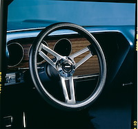 Classic Series 5 Style Steering Wheel [Black Foam Grip/Chrome Spokes, Black]