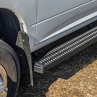 415114-401449 Grip Step 7 in. x 114 in. Aluminum W2W Running Boards Fits Select Chevy Silverado, GMC Sierra HD
