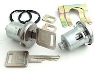 Door Lock Set Fits Select 1962-1973 GM Models [Square Style GM Keys]
