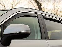 REAR SIDE WINDOW DEFLECTO