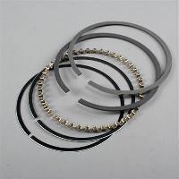 AUTOMOTIVE RING SET FOR 8 CYLINDERS