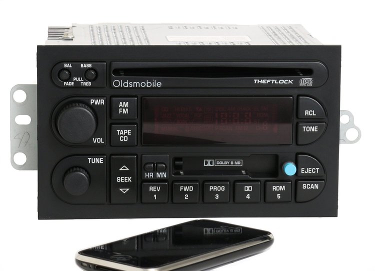 638-01003D-BT AM/FM Radio CD Cassette Player 1996-2000 Oldsmobile