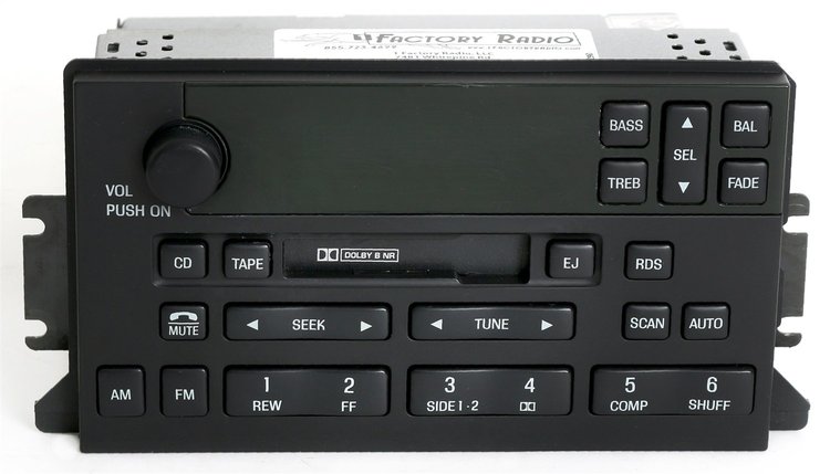 638-01165-NOA AM/FM Radio Cassette Player 1999-2000-2001-2002 Lincoln Continental