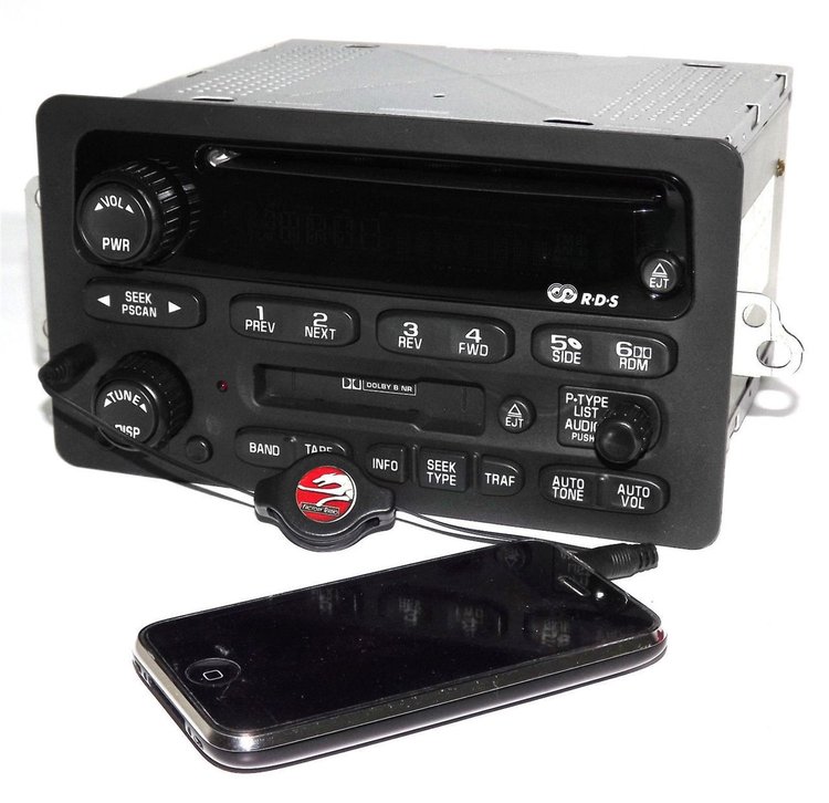 Replacement Radio w/Auxiliary Input for 2000-2005 Chevy