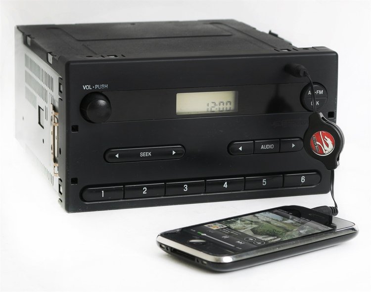 Replacement Radio w/Auxiliary Input for 2004-2011 Ford Ranger