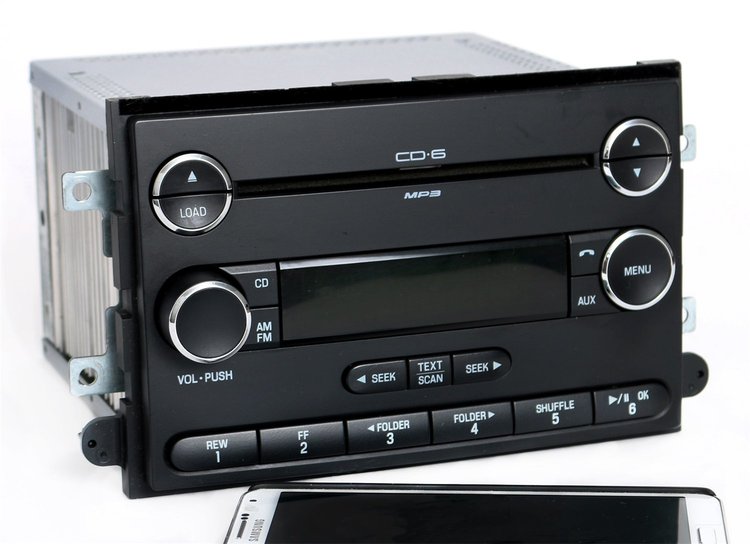 Replacement Radio w/Bluetooth for 2008-2009 Ford Fusion/Mercury Milan