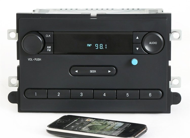 Replacement Radio w/Bluetooth for 2011-2013 Ford F-250/F-350 Super Duty