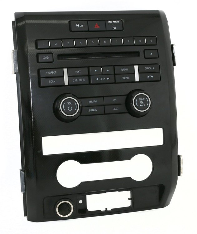 63803849NOA RADIO COVER ONLY 2012-2014 FORD F-150