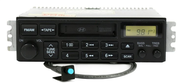 638-58246-BTP AM FM Radio Cassette Player 2003-2004-2005-2006 Hyundai Accent