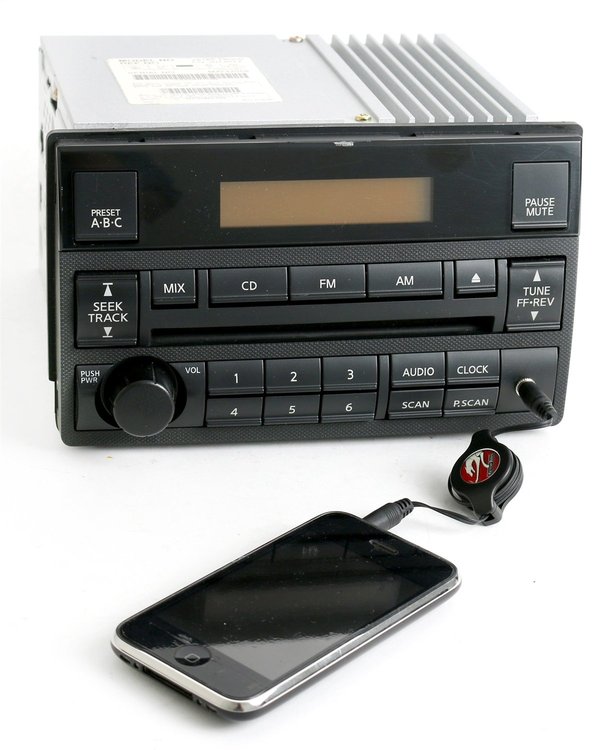 Replacement Radio w/Auxiliary Input for 2005-2006 Nissan Altima