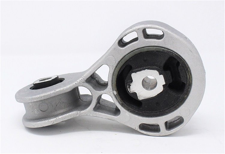 ENGINE MOUNT