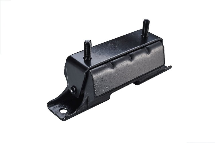 ENGINE MOUNT