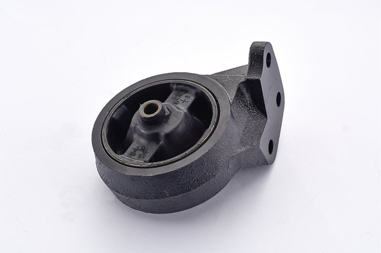 ENGINE MOUNT