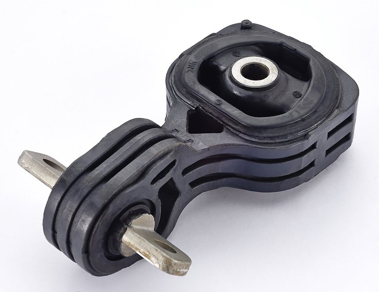 ENGINE MOUNT