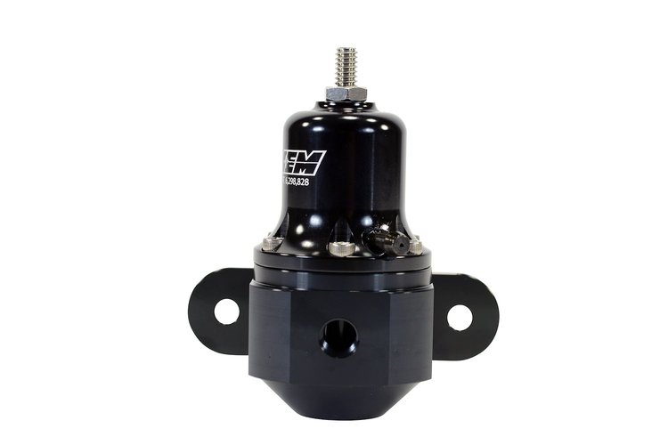Hi-Cap Universal Adjustable Fuel Pressure Regulator with -6AN Ports 25-305BK