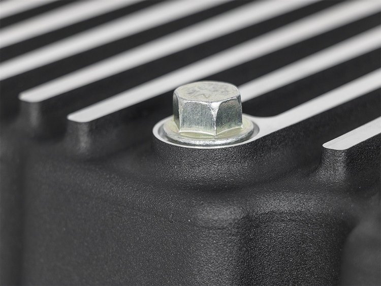 ENGINE OIL PAN COVERS / P