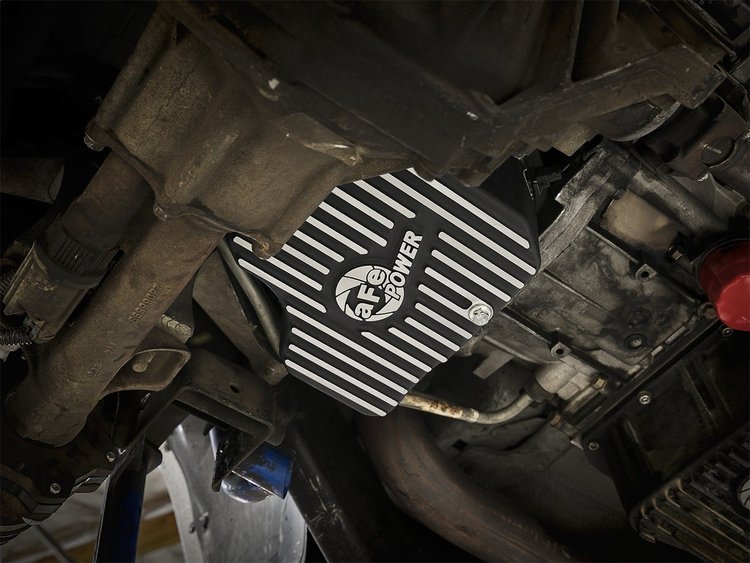 ENGINE OIL PAN