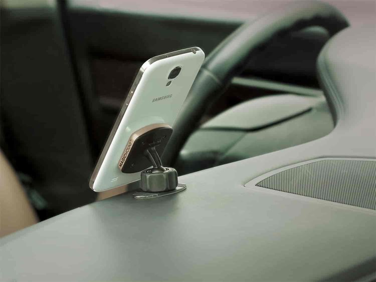 MAGNETIC DASH MOUNT