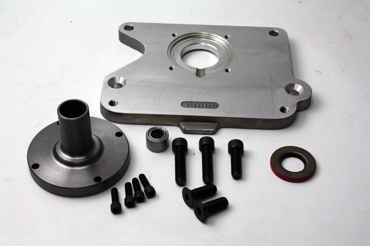 712534 Transmission Adapter for Tremec T-176 V6, T-176 Jeep 4Spd To Chevy V8