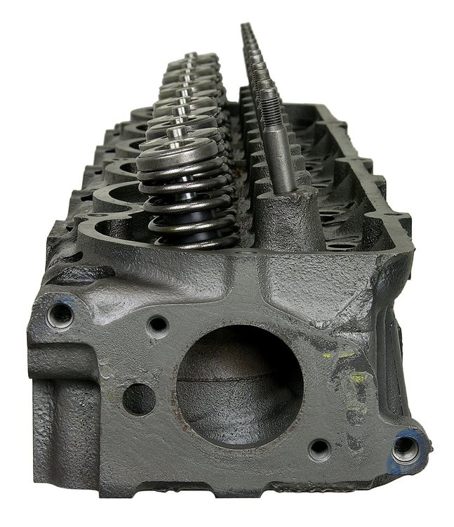 Remanufactured Cylinder Head for 1965-1984 Ford with 300ci/4.9L L6