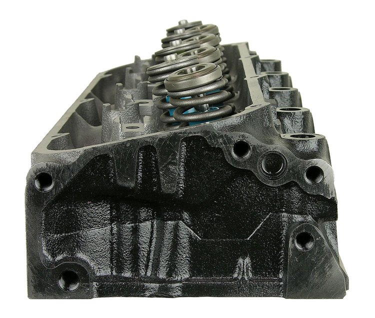 FORD 370 5/85-90 CYL HEAD