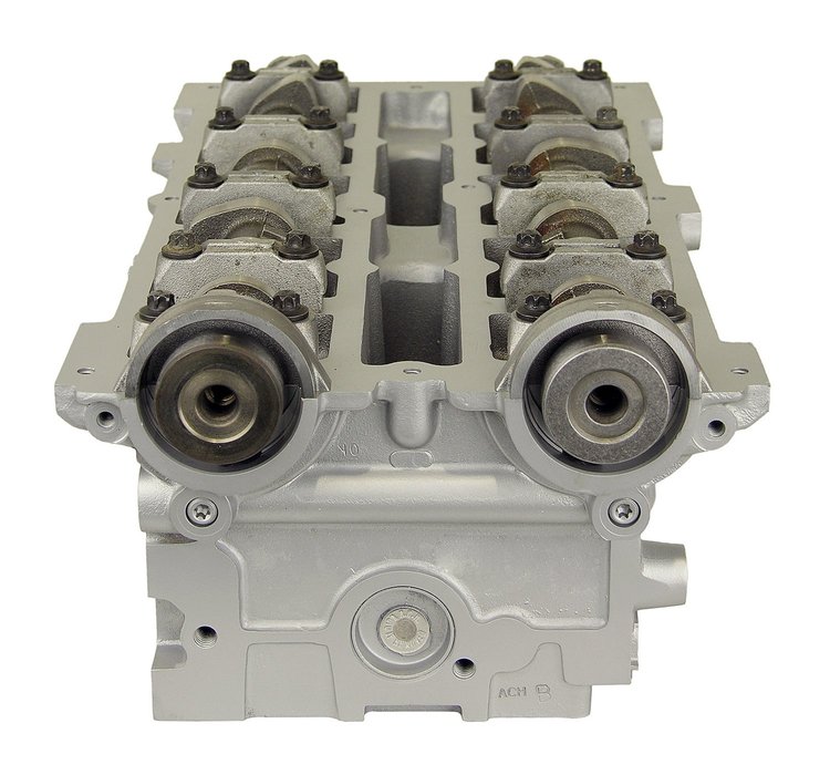 Remanufactured Cylinder Head for 2003-2004 Ford/Mazda with 2.0L L4