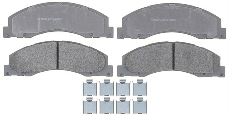 Front Disc Brake Pad Set