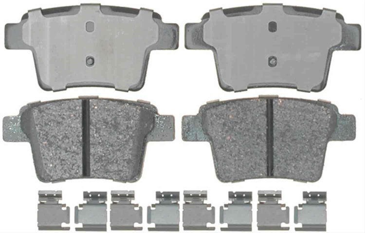 Rear Ceramic Disc Brake Pad Set