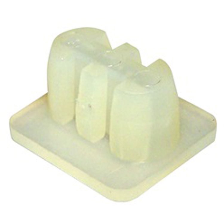 Retainer