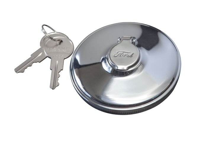 48-18416 Ford Script Locking Gas Cap, 1932-48 Ford Car, 1932-50 Ford Pickup