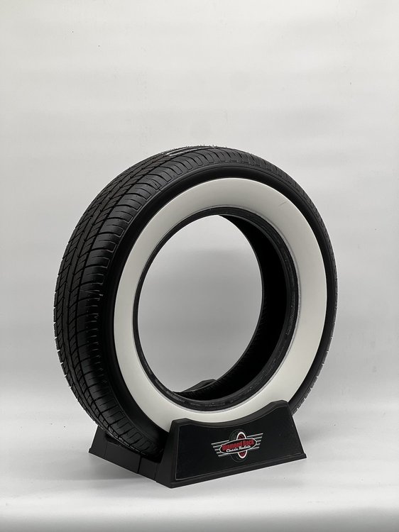 16805NX225 Diamond Back I All-Season Radial Tire 165/80R15 [Whitewall Sidewall]